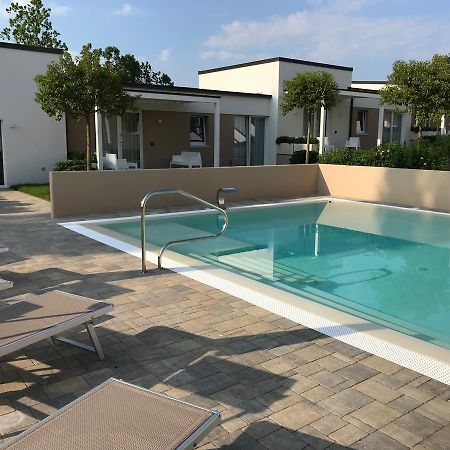 Aurora Aparthotel Peschiera del Garda Kültér fotó