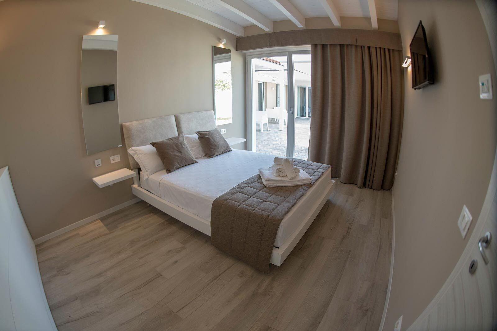 Aurora Aparthotel Peschiera del Garda Kültér fotó